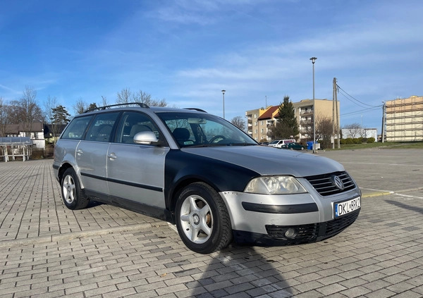 Volkswagen Passat cena 4900 przebieg: 260000, rok produkcji 2004 z Paczków małe 46